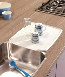 Nieuwkomers -Dagelijkse Benodigdheden Winkel 1011x1200 1