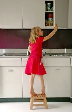 PUHLMANN - Inklapbare Kruk, JAMES, Hout, 23 Cm Hoog, Max 150 Kilo -Dagelijkse Benodigdheden Winkel 774x1200